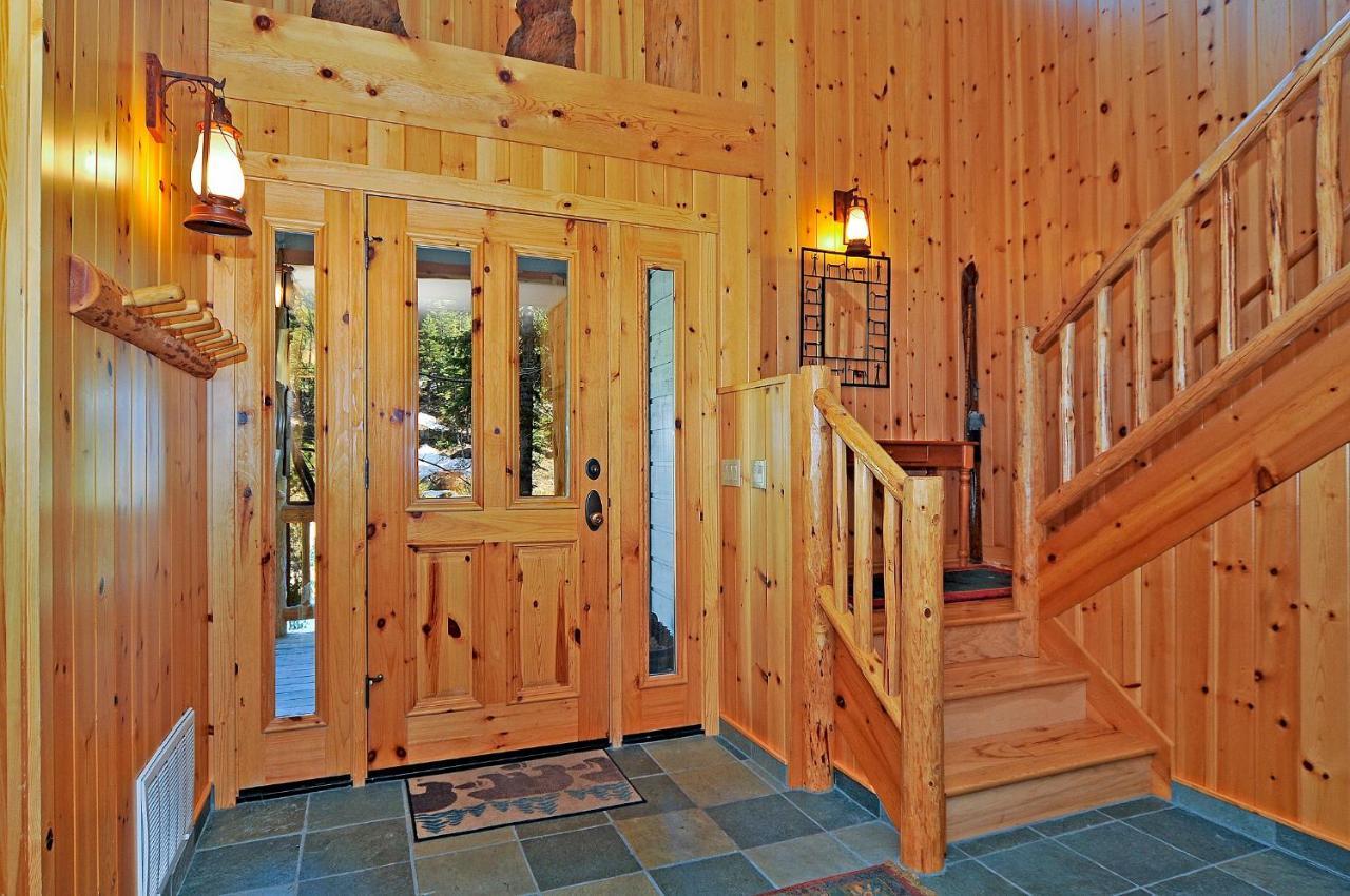 فيلا Sierra Crest At Palisades Tahoe - Secluded Luxury 5Br 5 Ba W Wood Fireplace وادي اولومبيك المظهر الخارجي الصورة