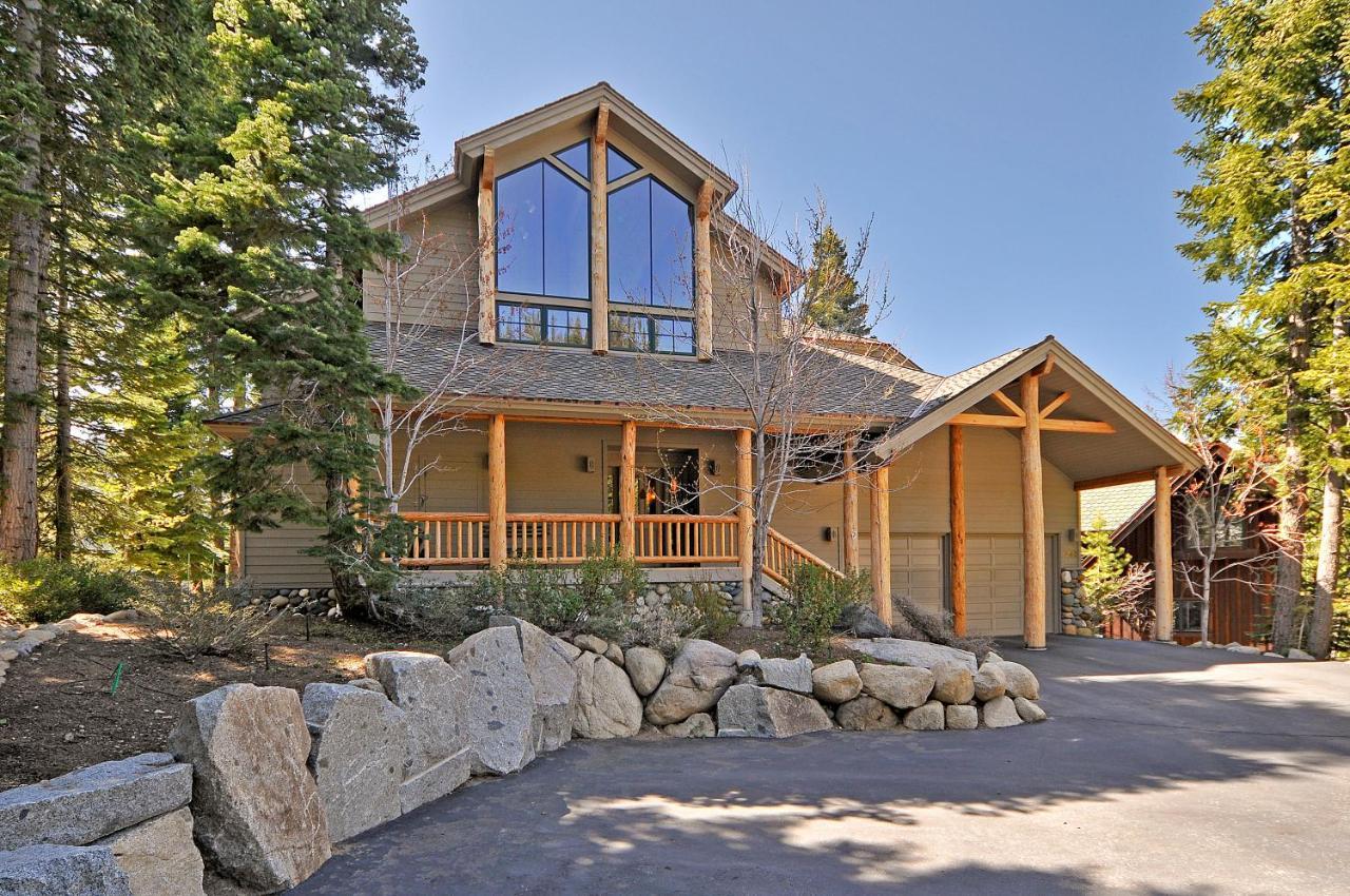 فيلا Sierra Crest At Palisades Tahoe - Secluded Luxury 5Br 5 Ba W Wood Fireplace وادي اولومبيك المظهر الخارجي الصورة